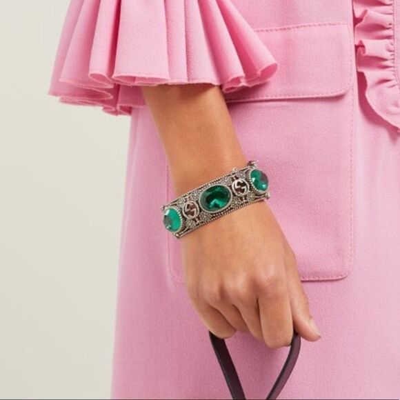 Gucci new!
Crystal-embellished Sterling-silver Bracelet - Green Sz 16 - Picture 2 of 14